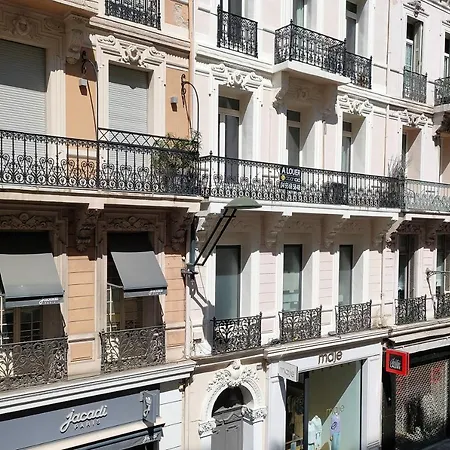 Victoria Otel Cannes