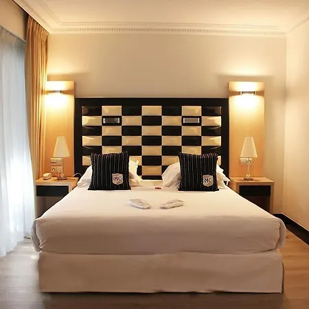 Victoria 4*